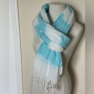 HOLLISTER Scarf 2 for $22 ❇️